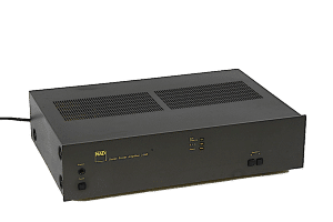 materiel audio : amplificateur de puissance NAD 2140e