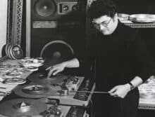 Pierre Henry compose au studio Apsome avbec la bande magnétique en 1970