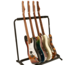 un rack de guitares électriques